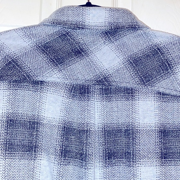 CI SONO Women’s Button Up Gray and Black Plaid Flannel Cotton Shirt Size M - Picture 5 of 6